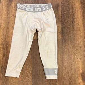 Under Armour Capri Leggings Youth‎ Small Gray and White